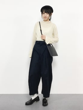 「chambre de charme（シャンブルドゥシャーム）のアイテム（パンツ）」を使った、はしもさん（レディース・162cm）の秋コーディネート