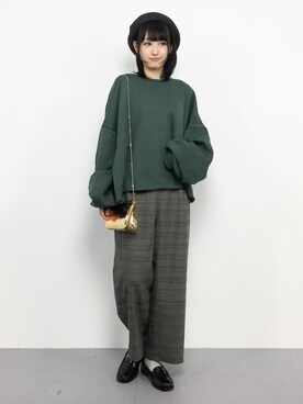 「chambre de charme（シャンブルドゥシャーム）のアイテム（パンツ）」を使った、はしもさん（レディース・162cm）の秋コーディネート