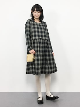 「ひざ丈スカート」｜「アイテム（ワンピース/ドレス）」を使った、はしもさん（レディース・162cm）の秋コーディネート