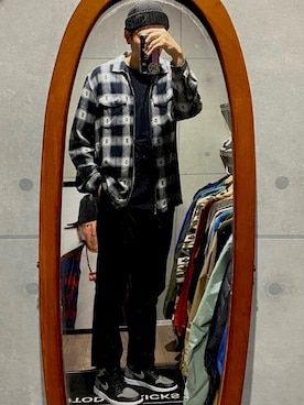 「Carhartt WIP（カーハートダブリューアイピー）のアイテム（チノパンツ）」を使った、nowhere☻さん（メンズ・180cm）の春コーディネート