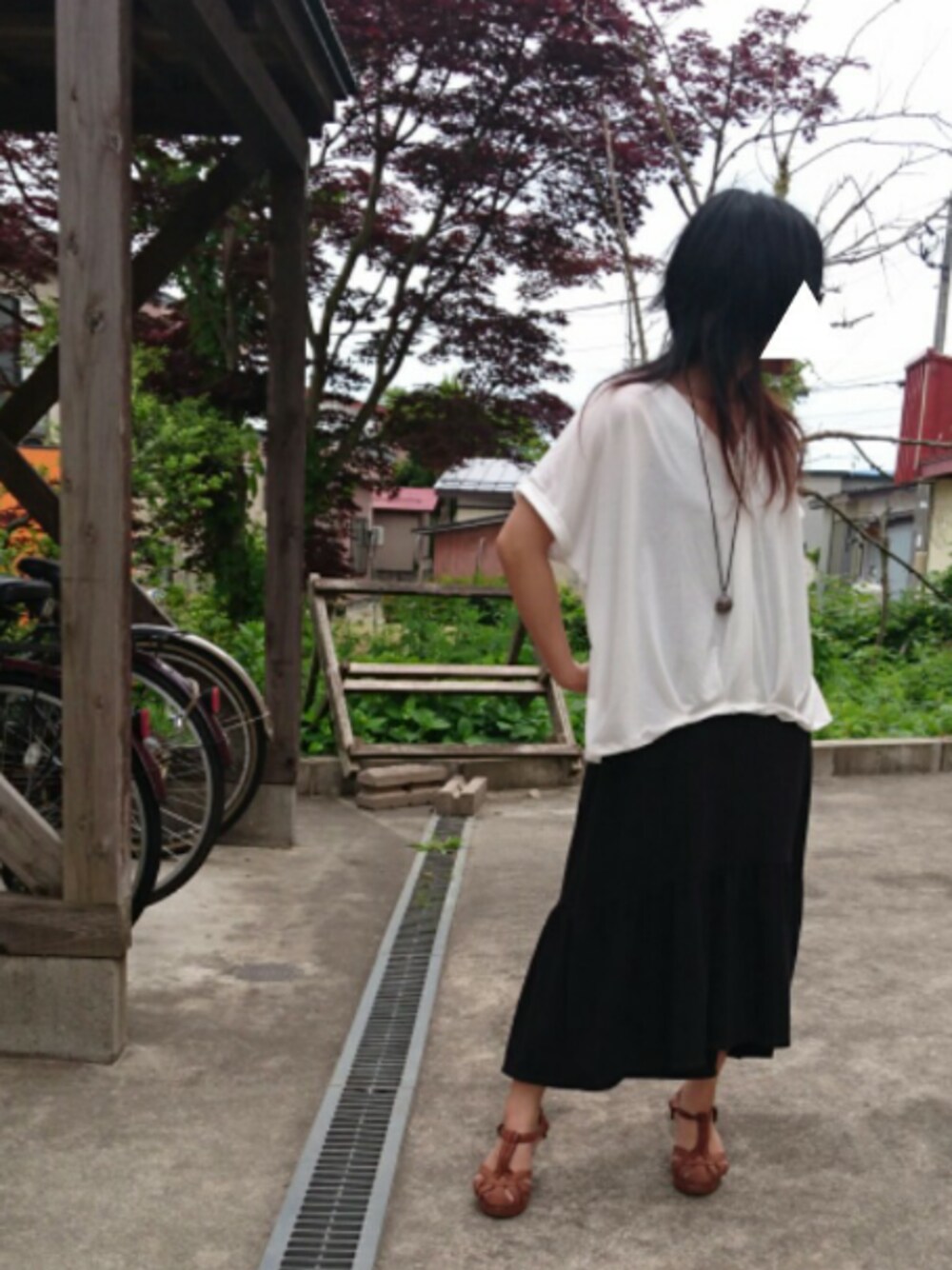 「GUのアイテム（Tシャツ/カットソー、ホワイト系）」を使った、ゆこさん（レディース・148cm）の夏コーディネートの1枚目の写真