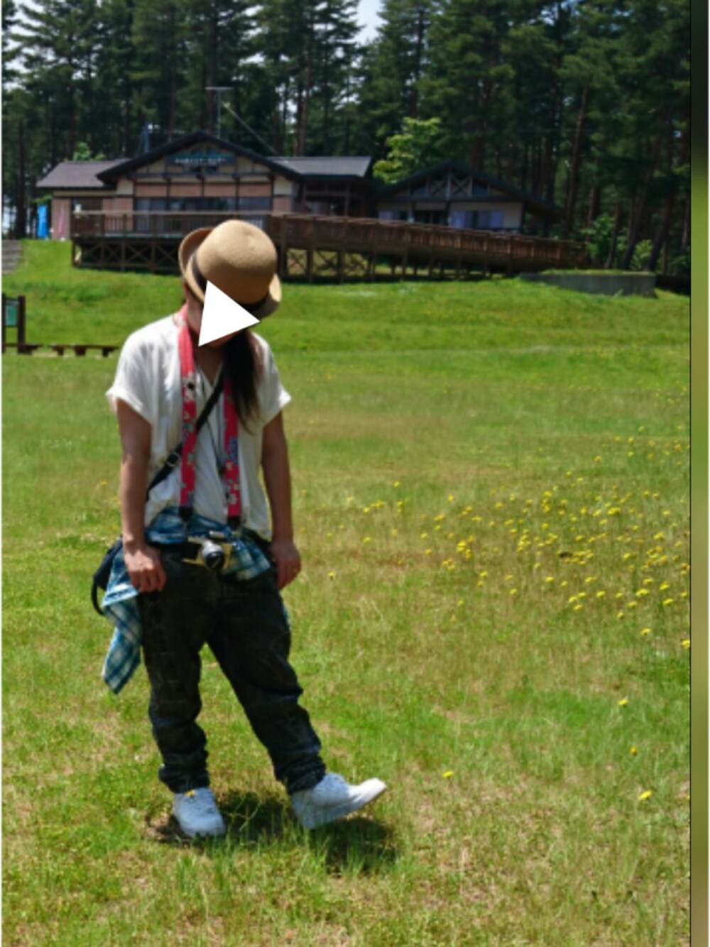 「GUのアイテム（Tシャツ/カットソー、ホワイト系）」を使った、ゆこさん（レディース・148cm）の夏コーディネートの1枚目の写真
