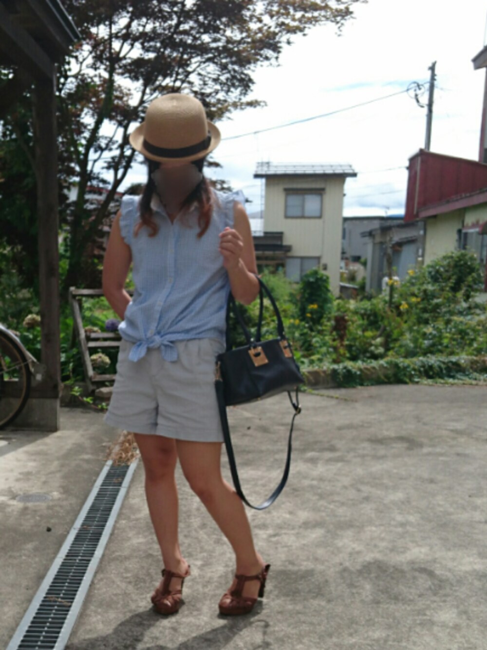 「PAGEBOYのアイテム（サンダル、ブラウン系）」を使った、ゆこさん（レディース・148cm）の夏コーディネートの1枚目の写真