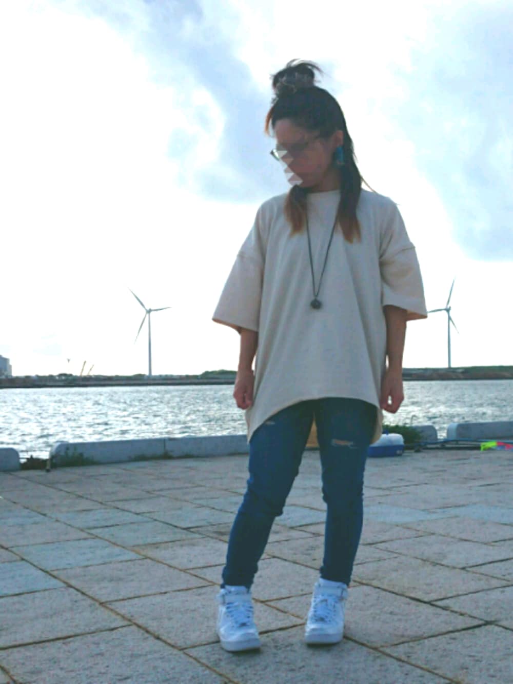 「niko and...のアイテム（Tシャツ/カットソー、ベージュ系）」を使った、ゆこさん（レディース・148cm）の秋コーディネートの1枚目の写真