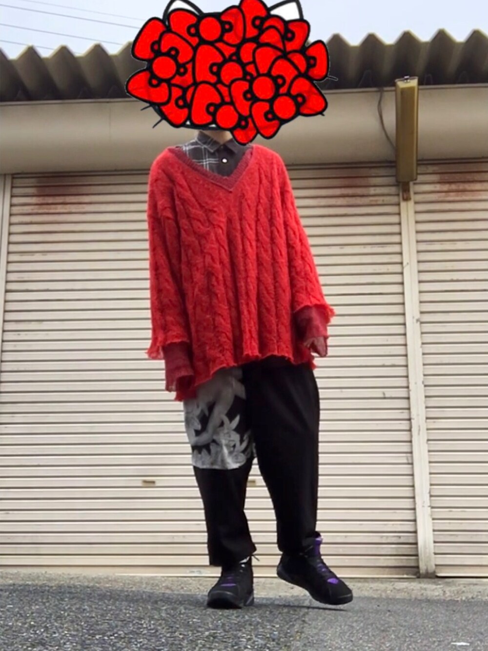 「マルジェラ、MARGIELA、マルタンマルジェラ、AIR JORDAN、AIR JORDAN 7、リメイク、内田すずめ、yohji yamamoto 、レイヤードスタイル」｜「BEAMSのアイテム（シャツ/ブラウス、ブラック系）」を使った、顔で虫が氏ぬさん（メンズ・173cm）の春コーディネートの1枚目の写真