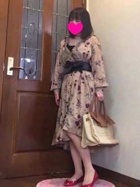 「レトロ」｜「アイテム（香水）」を使った、ピーチちゃん🍑さん（レディース・151cm）の春コーディネート