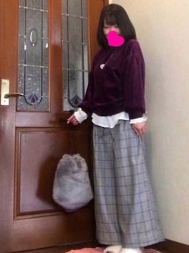 「巾着バッグ」｜「アイテム（香水）」を使った、ピーチちゃん🍑さん（レディース・151cm）の秋コーディネート