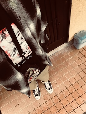 「KNOW WAVE（ノウ ウェイブ）のアイテム」を使った、Pissさん（メンズ・175cm）の秋コーディネート