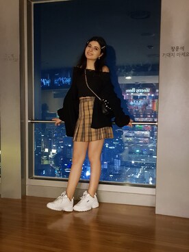 「H&M（エイチ・アンド・エム）のアイテム（タンクトップ）」を使った、リギア ♡ Lygiaさん（レディース・155cm）の秋コーディネート