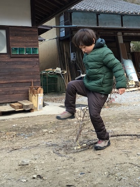 「K-SWISS（ケースイス）のアイテム（その他パンツ、ブラウン系）」を使った、shirota akikoさん（レディース・159cm）の冬コーディネート