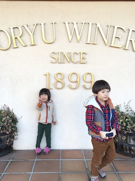 「KEEN（キーン）のJasper / ジャスパー（スニーカー、ブラウン系）」を使った、shirota akikoさん（レディース・159cm）の冬コーディネート