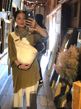 「ヂェン先生のアイテム（トップス、グリーン系）」を使った、shirota akikoさん（レディース・159cm）の春コーディネート