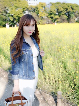 「Lattice（Lattice）のアイテム（イヤリング、ホワイト系）」を使った、bomiさん（レディース・160cm）の春コーディネート