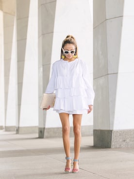 「J.CREW（ジェイクルー）のアイテム（シューズ）」を使った、LaurenRecchiaさん（レディース・157cm）の夏コーディネート