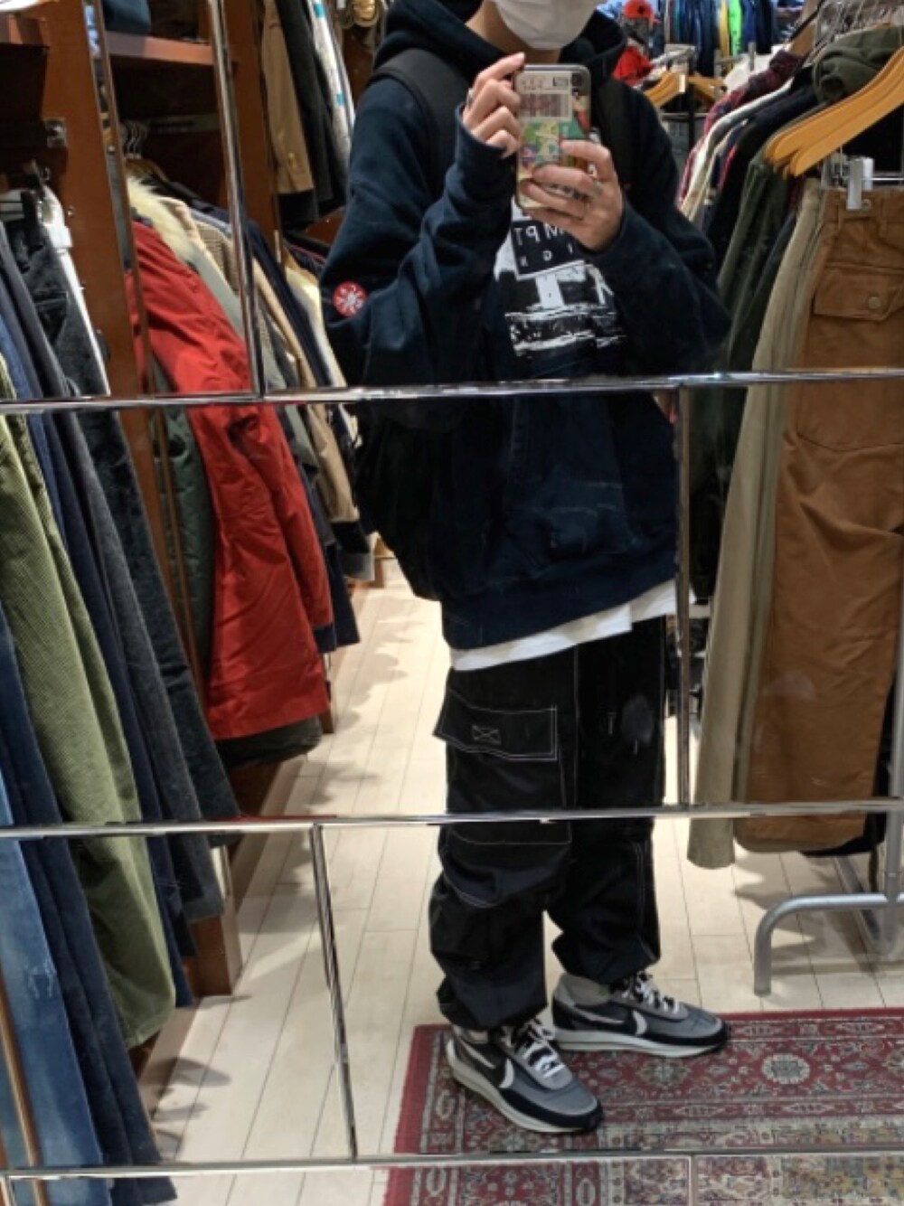 「sacai、sacai×nike、c.e、スニーカー、ストリート、supreme、年末WEAR感謝祭、ビッグシルエット」｜「C.Eのアイテム（パーカー、ブルー系）」を使った、ryuさん（メンズ・171cm）の冬コーディネートの1枚目の写真