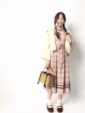 「休闲」｜「アイテム（財布/小物）」を使った、小进さん（レディース・161cm）の秋コーディネート