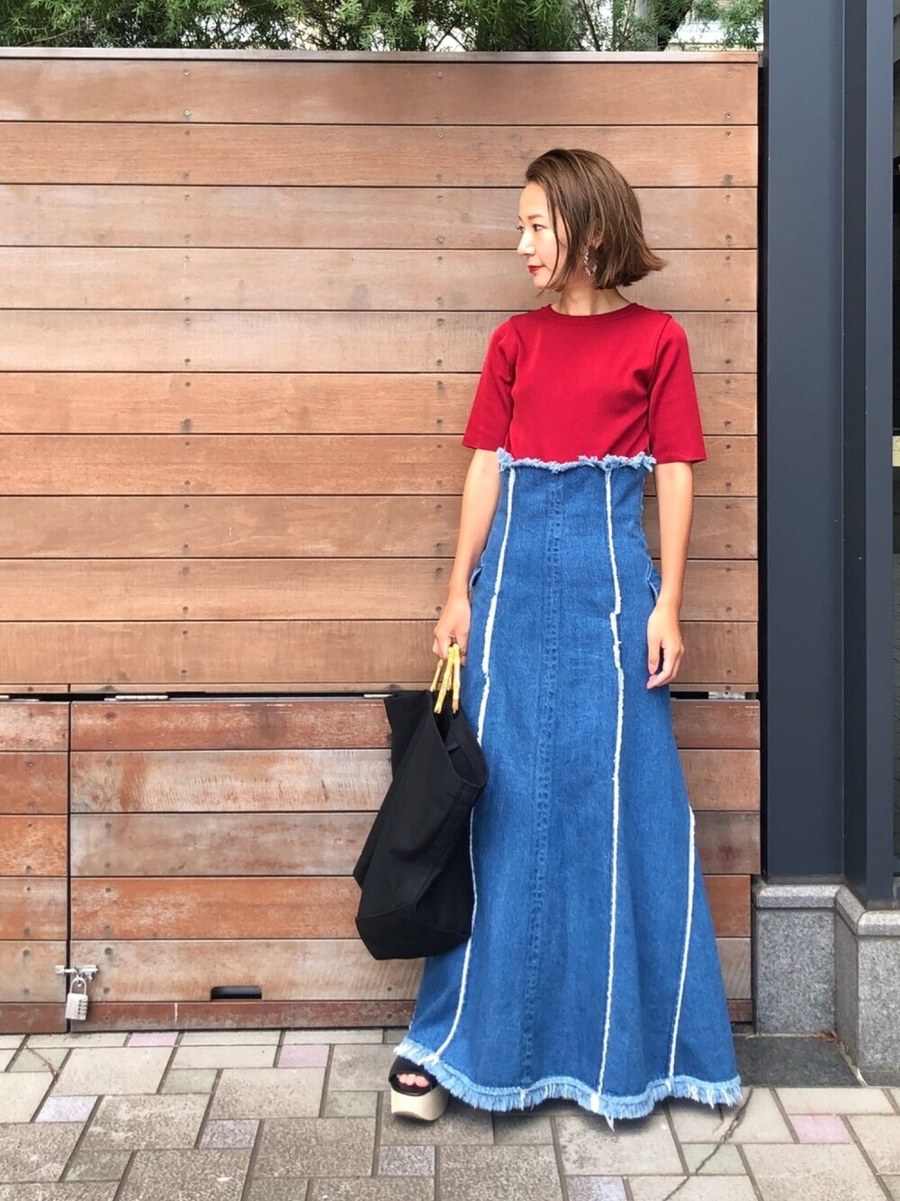 MARIKOさんの「ラッパフレアデニムスカート（UNITED TOKYO）」を使ったコーディネート