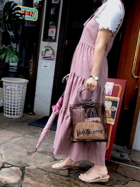 「雨の日」｜「アイテム（ジャンパースカート）」を使った、hipy0nさん（レディース・156cm）の夏コーディネート