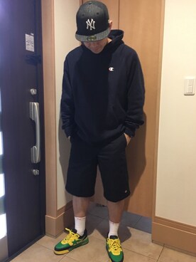 「チャンピオン パーカー」｜「アイテム（帽子）」を使った、H i_8さん（メンズ・180cm）の春コーディネート