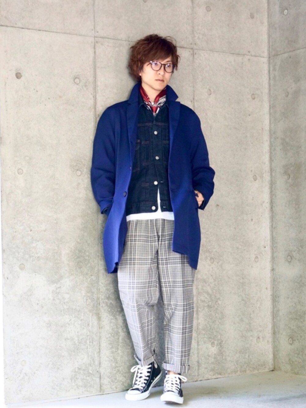 「シェフパンツ、メンズコーデ、トゥモローランド、秋のコーデ、秋のマイ旬スタイル、UNIQLO、GU、ユニクロ、デニムジャケット、コンバース」｜「UNIQLOのアイテム（デニムジャケット、ブルー系）」を使った、takutowear1さん（メンズ・176cm）の秋コーディネートの1枚目の写真