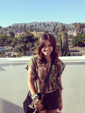 Anne Diさんのコーディネート