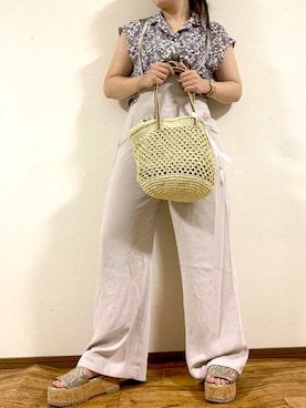「Guess（ゲス）のアイテム（腕時計）」を使った、Nachiさん（レディース・156cm）の秋コーディネート