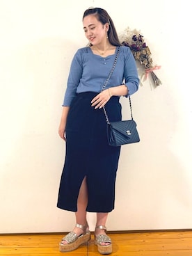 「MARC JACOBS（マークジェイコブス）のアイテム（ブレスレット）」を使った、Nachiさん（レディース・156cm）の秋コーディネート