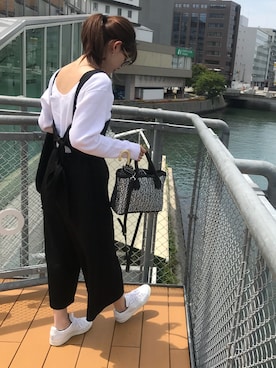「GU（ジーユー）のアイテム（つなぎ/オールインワン）」を使った、mimawさん（レディース・159cm）の春コーディネート