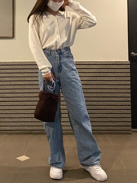 「NIKE（ナイキ）のアイテム（スニーカー、ホワイト系）」を使った、さなKoreaさん（レディース・156cm）の春コーディネート