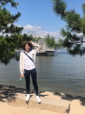 「アイテム（その他、ブラウン系）」を使った、まみたんさん（レディース・167cm）の春コーディネート