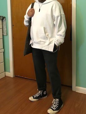 「Ralph Lauren」｜「アイテム（スラックス）」を使った、SamiHakimさん（メンズ・168cm）の秋コーディネート