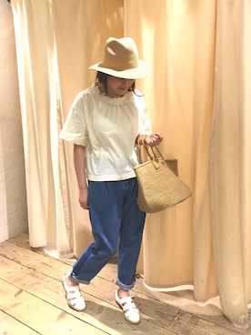 「リメイクデニム」｜「アイテム（シャツ/ブラウス）」を使った、Naomiさん（レディース・163cm）の春コーディネート