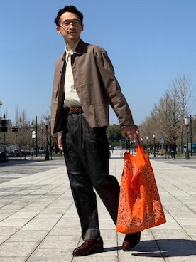 「HAV-A-HANK（ハバハンク ）のアイテム（バッグ）」を使った、Tomoaki Hondaさん（メンズ・171cm）の春コーディネート