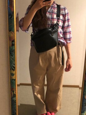 「Honeys（ハニーズ）のアイテム（メッセンジャーバッグ）」を使った、わんちゃんさん（レディース・153cm）の夏コーディネート
