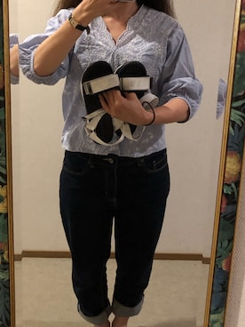 「Honeys（ハニーズ）のデニムテーパードパンツ（デニムパンツ）」を使った、わんちゃんさん（レディース・153cm）の夏コーディネート