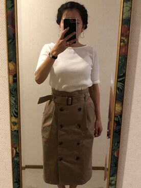 「Honeys（ハニーズ）のトレンチ風タイトスカート（スカート）」を使った、わんちゃんさん（レディース・153cm）の秋コーディネート