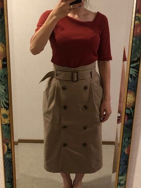 「Honeys（ハニーズ）のトレンチ風タイトスカート（スカート）」を使った、わんちゃんさん（レディース・153cm）の秋コーディネート