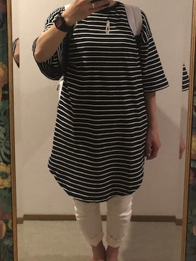 「Honeys（ハニーズ）のアイテム（チノパンツ）」を使った、わんちゃんさん（レディース・153cm）の夏コーディネート