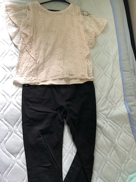 「Honeys（ハニーズ）のアイテム（その他トップス）」を使った、わんちゃんさん（レディース・153cm）の秋コーディネート