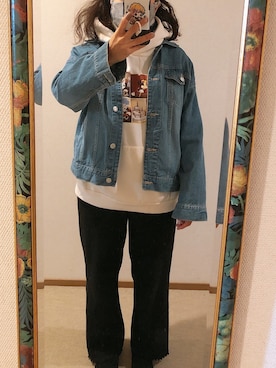 「Honeys（ハニーズ）のアイテム（デニムジャケット）」を使った、わんちゃんさん（レディース・153cm）の秋コーディネート