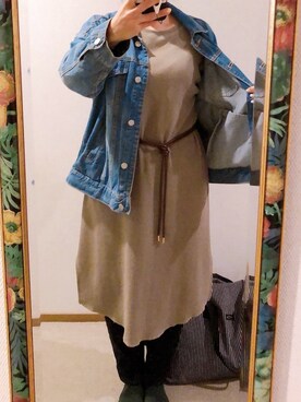 「Honeys（ハニーズ）のアイテム（デニムジャケット）」を使った、わんちゃんさん（レディース・153cm）の春コーディネート