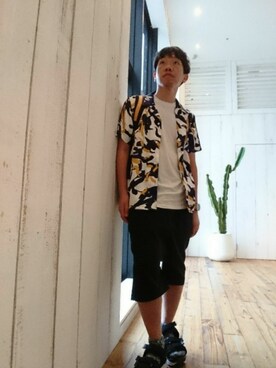 「ワイドシルエット」｜「アイテム（アナログ腕時計）」を使った、MIZUMOTOYAさん（メンズ・167cm）の夏コーディネート