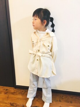 「GLOBAL WORK（グローバルワーク）の【キッズ】ベルトツキCPOシャツ長袖/862693（シャツ/ブラウス、ホワイト系）」を使った、しずくさん（キッズ・129cm）の春コーディネート