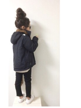 「アイテム（マウンテンパーカー）」を使った、aya＊tomoさん（キッズ・120cm）の秋コーディネート