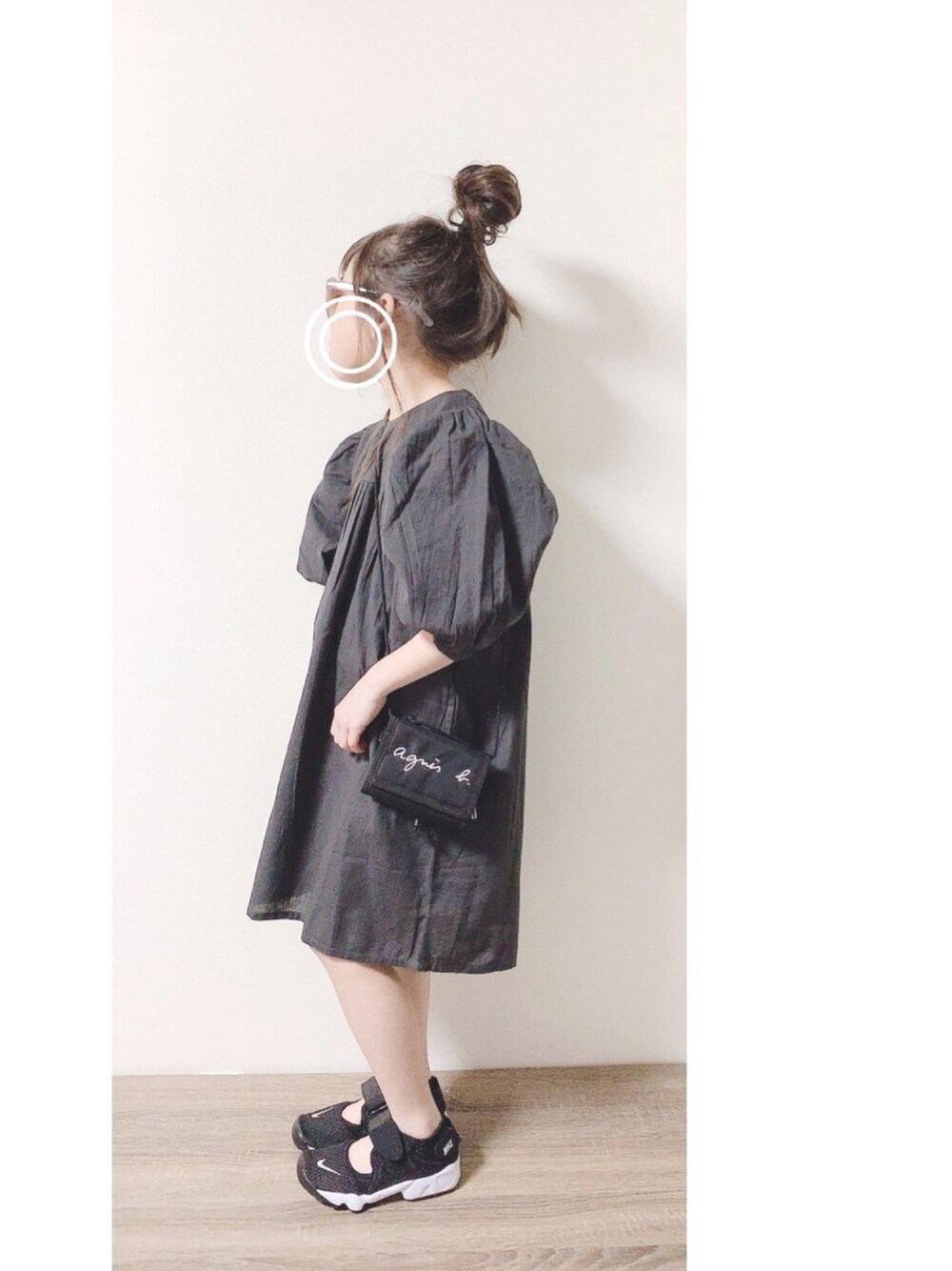 「リネン、ワンピース、エアリフト、agnes b.、平成最後のWEARISTAセンバツ、シンプルコーデ、ワントーンコーデ、オールブラック、ブラックコーデ、モノトーン」｜「DISCOATの【キッズ】WEB限定布帛袖ボリュームワンピース（ワンピース、グレー系）」を使った、aya＊tomoさん（キッズ・123cm）の春コーディネートの1枚目の写真