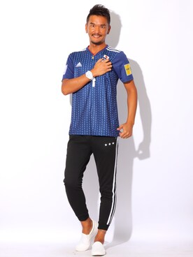 アディダス サッカー日本代表 ホームレプリカユニフォーム半袖を使ったメンズ人気ファッションコーディネート Wear