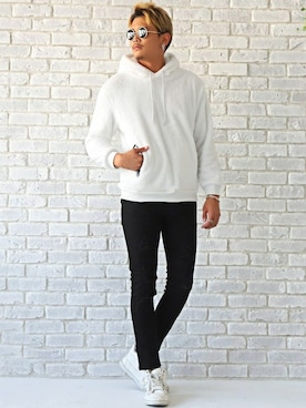 「LUXSTYLE（ラグスタイル）のアイテム（パンツ）」を使った、LUX STYLE staffさん（メンズ・180cm）の冬コーディネート