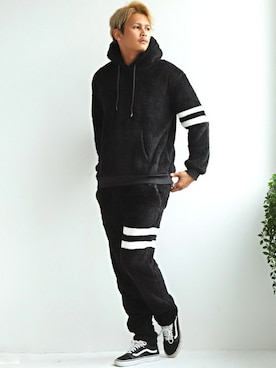 「ラインニット」｜LUX STYLE staffさん（メンズ・180cm）の冬コーディネート