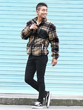 「LUXSTYLE（ラグスタイル）のアイテム（パンツ）」を使った、LUX STYLE staffさん（メンズ・171cm）の冬コーディネート