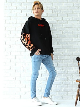 「LUXSTYLE（ラグスタイル）のアイテム（パンツ）」を使った、LUX STYLE staffさん（メンズ・180cm）の春コーディネート